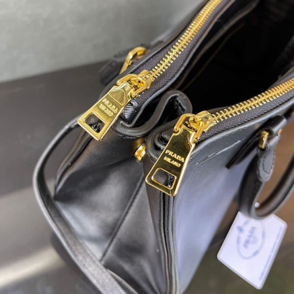 LUX TOTE BAG - Picture 6 of 9